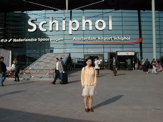 [Amsterdam Schiphol Airport]